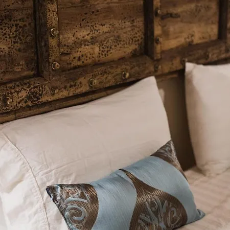 Moon's Tower Suite&rooms 4*