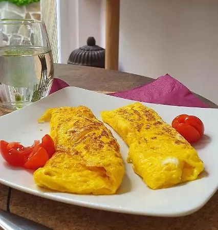 בית הארחה Moon's Tower Suite&rooms פורטוסקוזו