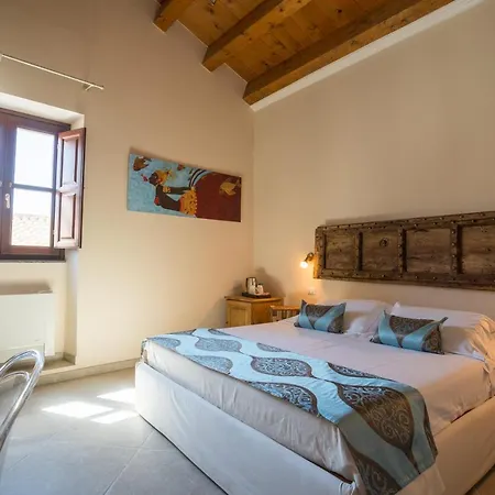 Moon's Tower Suite&rooms Guest house Portoscuso