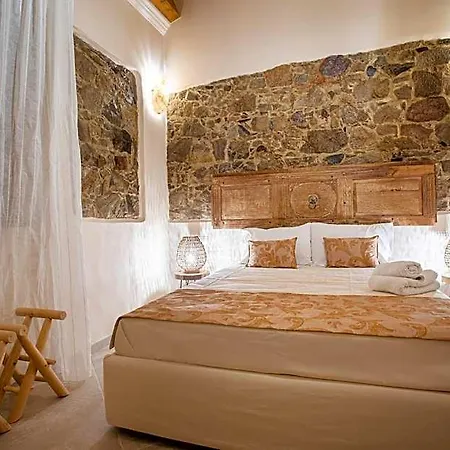 Moon'S Tower Charming Guest House 4* بورتوسكوسو