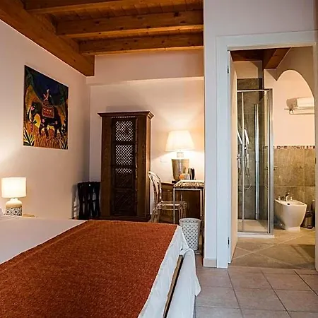 Moon'S Tower Charming Guest House 4* بورتوسكوسو
