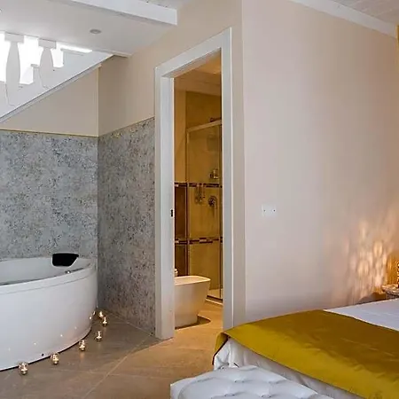 Moon'S Tower Charming Guest House 4* بورتوسكوسو