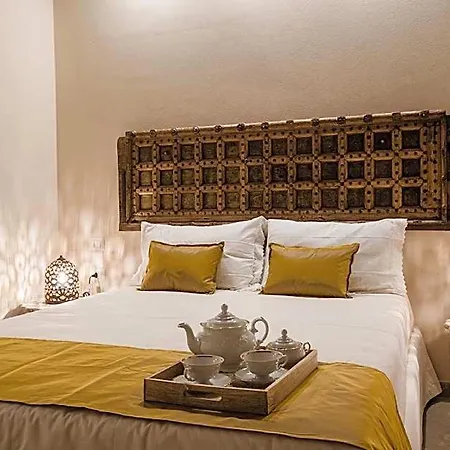 Moon'S Tower Charming Guest House بيت ضيافة