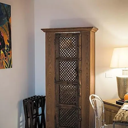Moon'S Tower Charming Guest House بيت ضيافة بورتوسكوسو