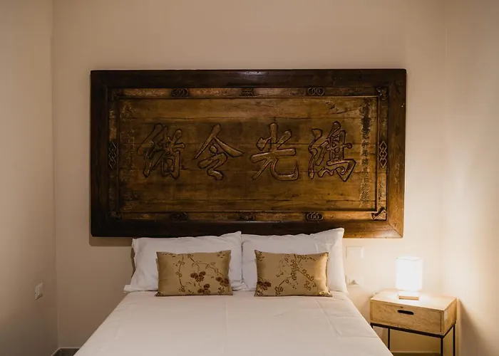 Moon's Tower Suite&rooms Gæstehus Portoscuso