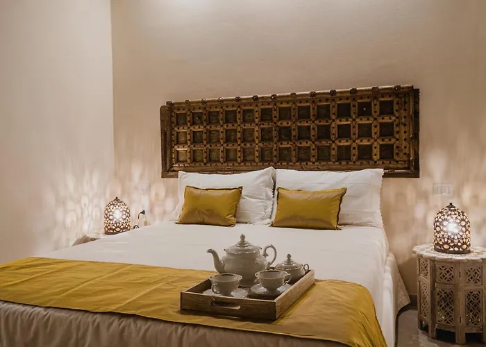 Moon's Tower Suite&rooms Gæstehus 4*