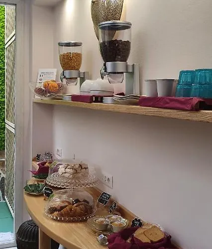 Moon's Tower Suite&rooms Gæstehus