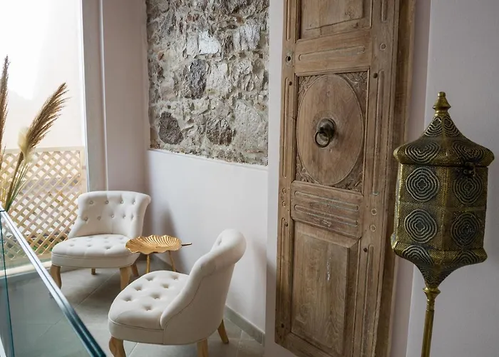 Moon's Tower Suite&rooms Gæstehus 4*