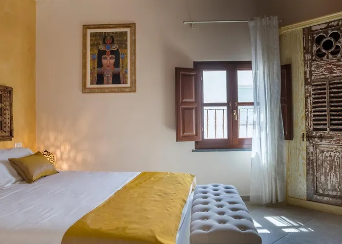 Moon's Tower Suite&rooms Gæstehus